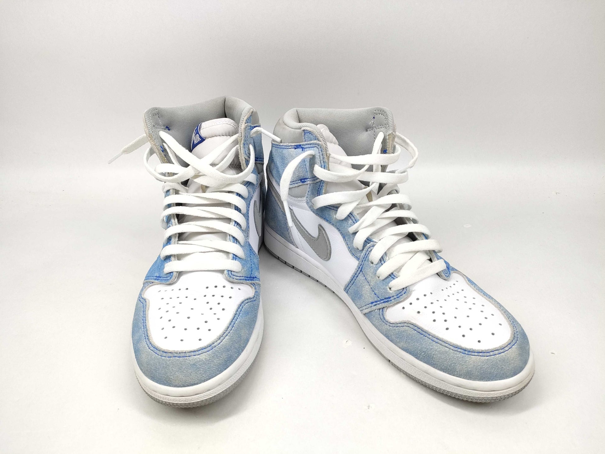 NIKE Air Jordan 1 Hyper Royal 555088-402 Sneakers