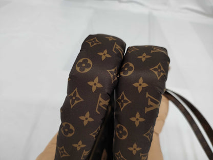 LOUIS VUITTON Monogram Pillow On The Go GM Handbag