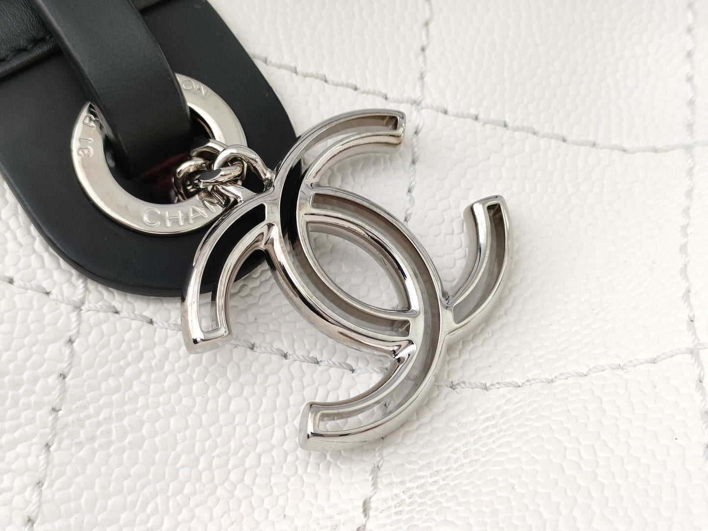 CHANEL [Card Available] No. 19 Wild Stitch On the Road Caviar Skin Shoulder Bag No. 19
