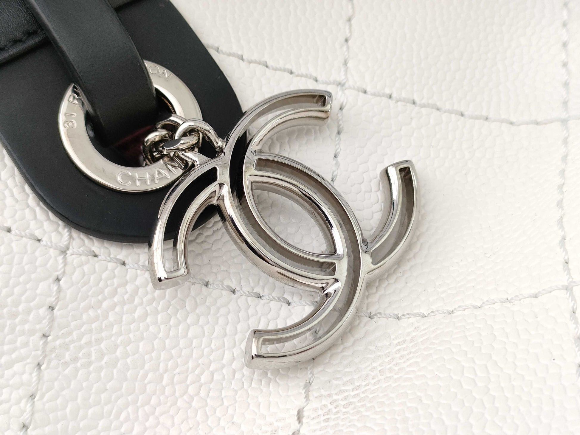 CHANEL [Card Available] No. 19 Wild Stitch On the Road Caviar Skin Shoulder Bag No. 19