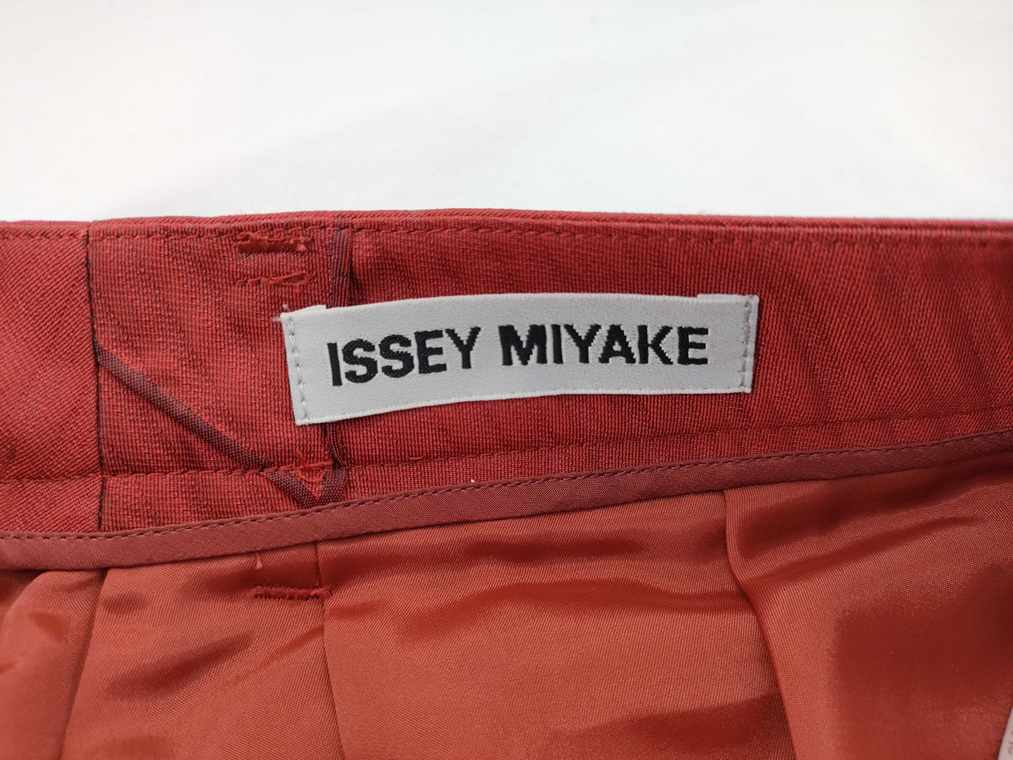 ISSEY MIYAKE Women's Bottoms Red Pants