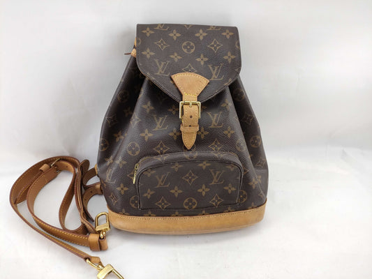LOUIS VUITTON M51137 Monogram Montsouris PM Backpack