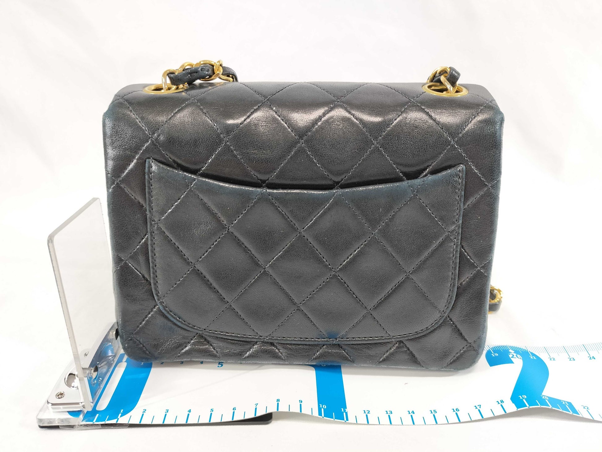 CHANEL Calfskin Matelasse Chain Bag with Guarantee, No. 22 Shoulder Bag