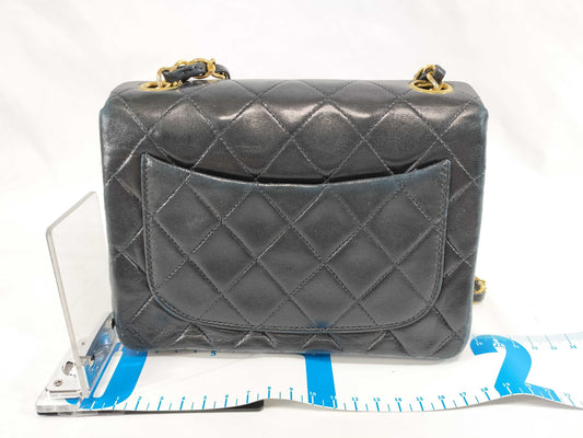 CHANEL Calfskin Matelasse Chain Bag with Guarantee, No. 22 Shoulder Bag