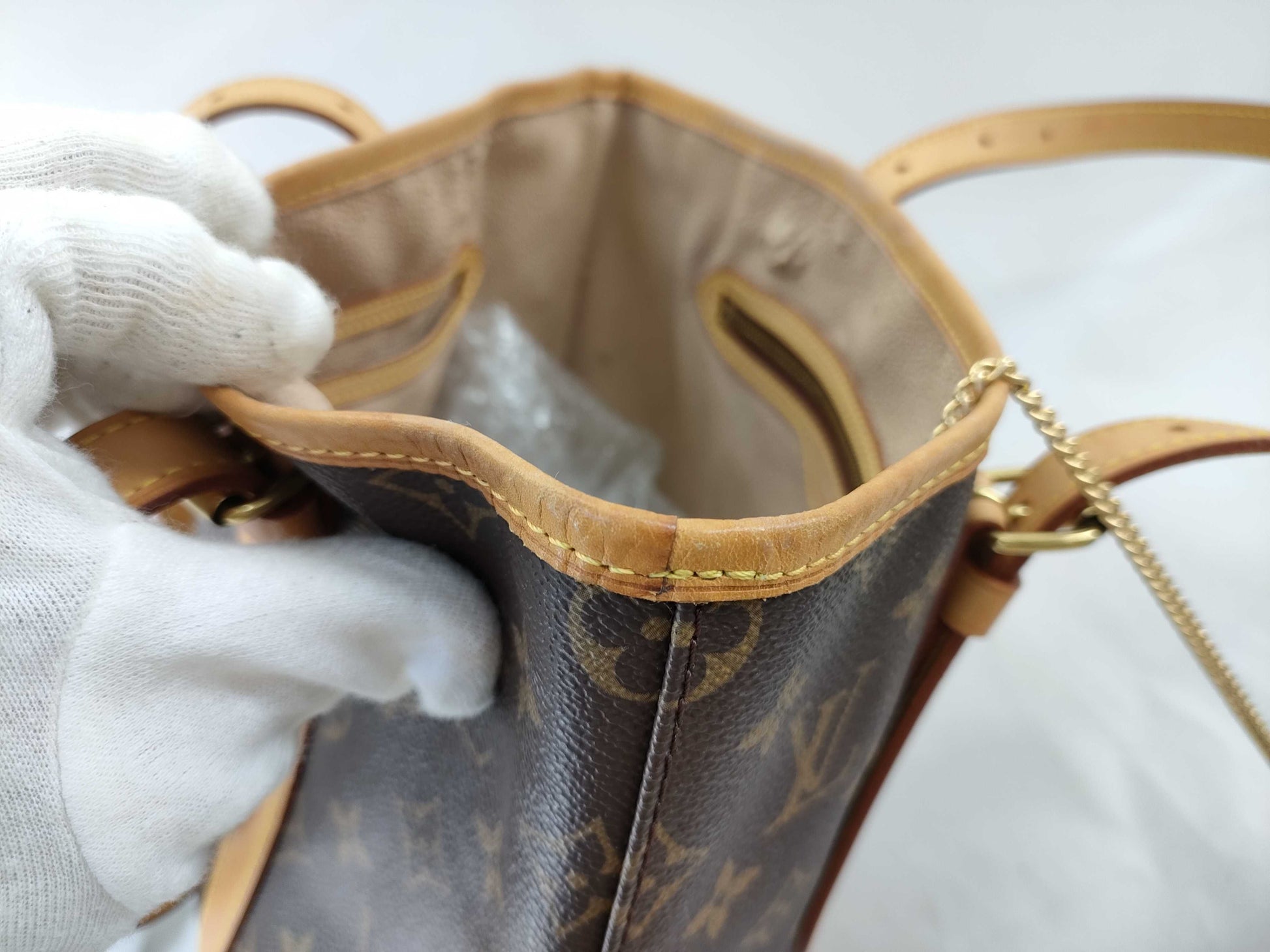 LOUIS VUITTON M42236 Monogram Bucket GM Tote Bag with Pouch