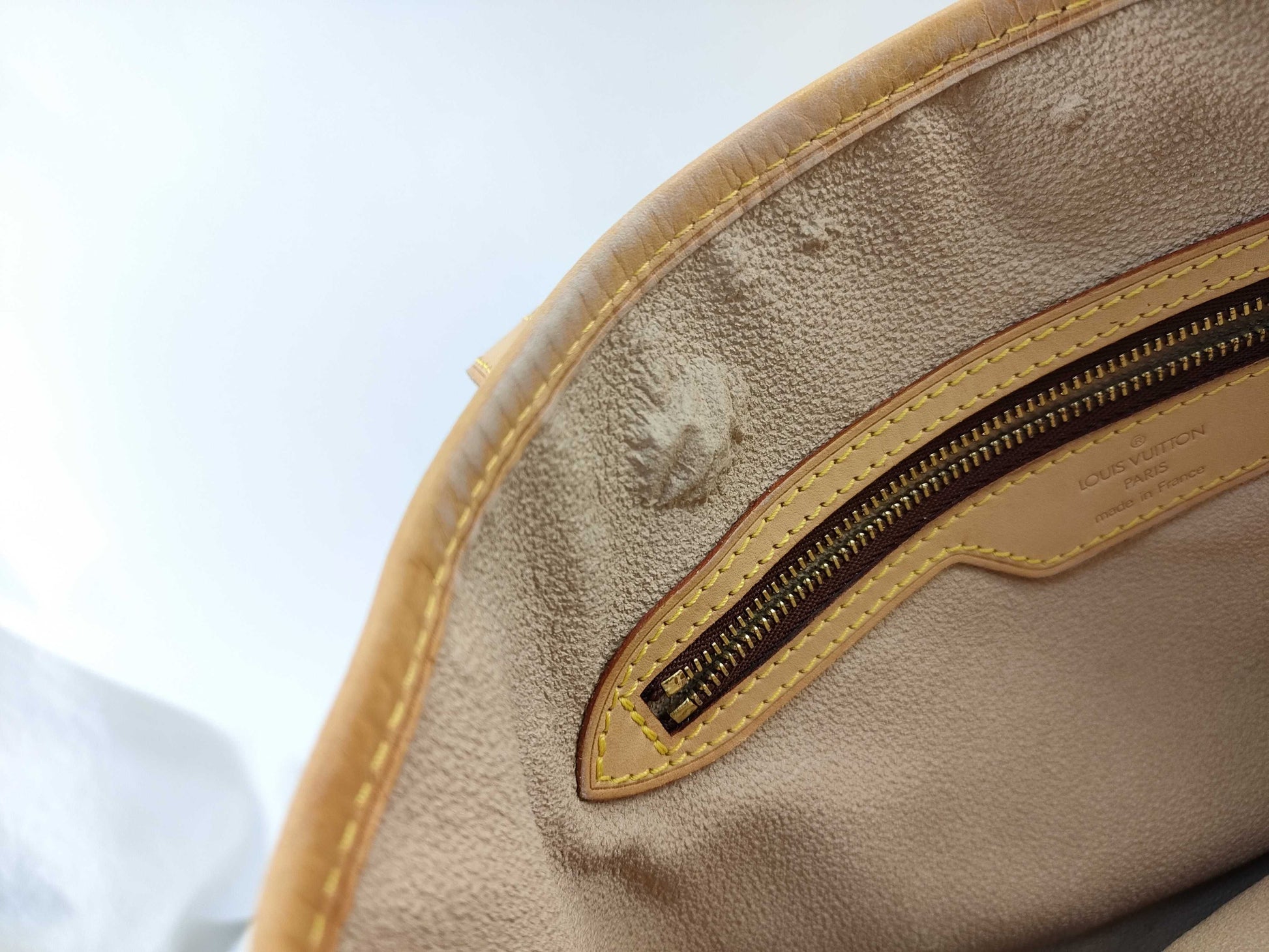 LOUIS VUITTON M42236 Monogram Bucket GM Tote Bag with Pouch