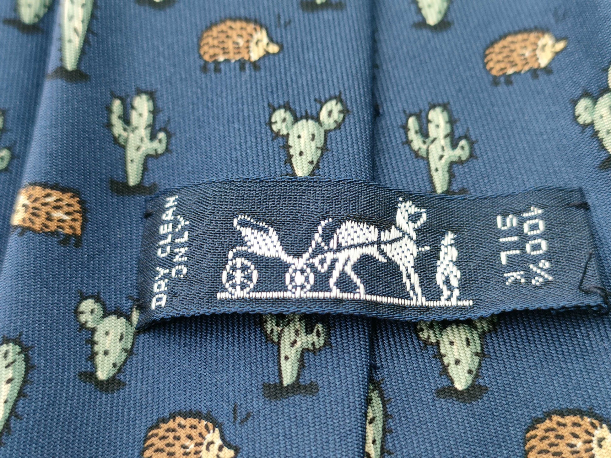 HERMES 4-piece tie set