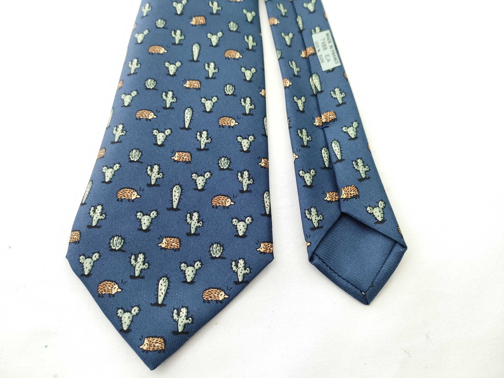 HERMES 4-piece tie set