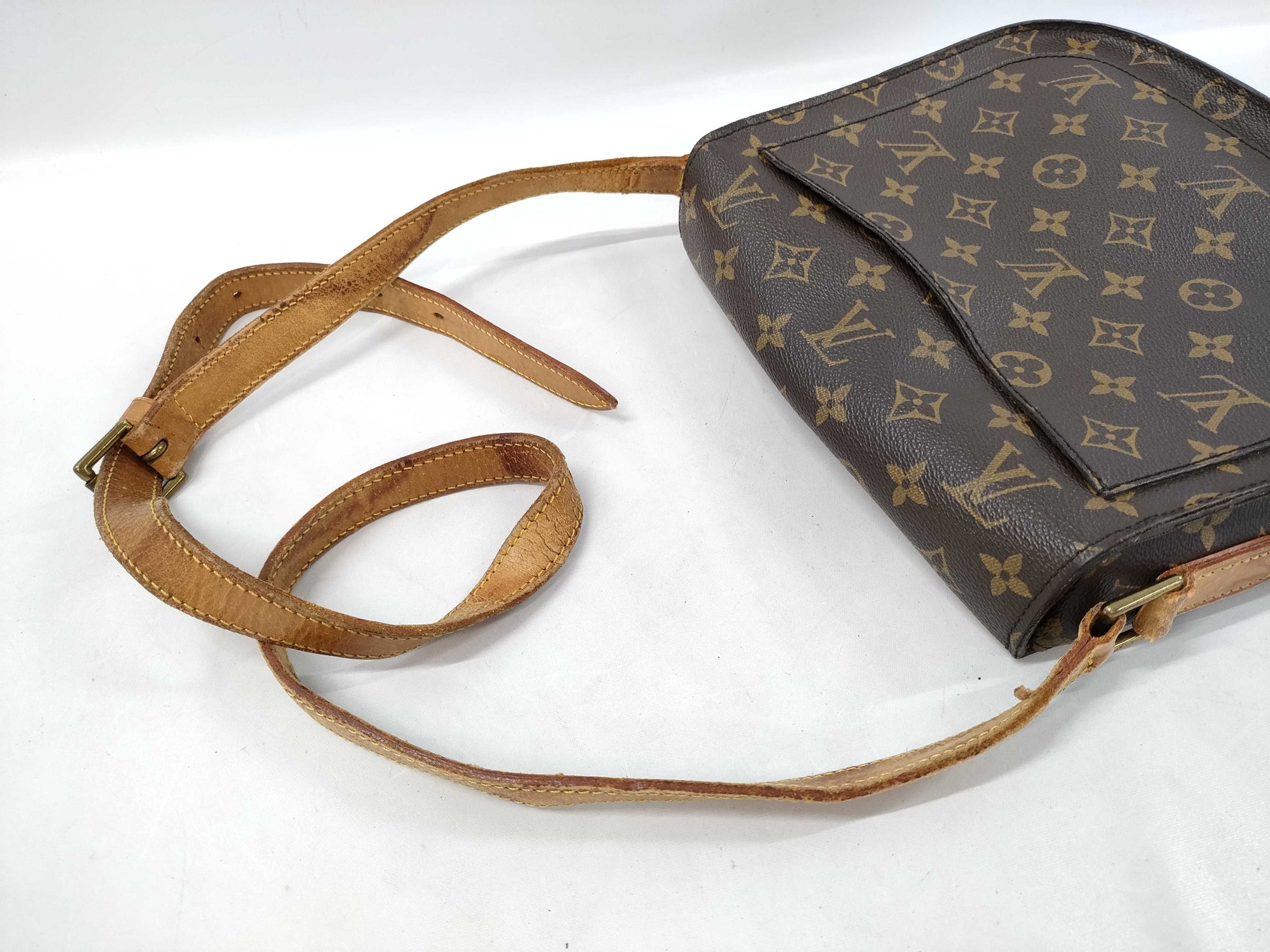 LOUIS VUITTON Monogram Saint-Cloud Shoulder Bag with Excessive Pocket Deterioration