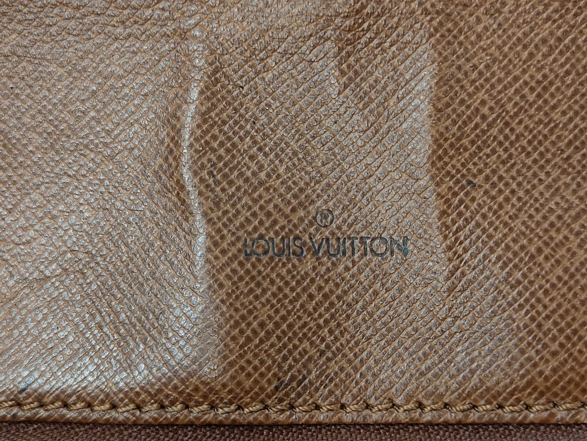 LOUIS VUITTON Monogram Saint-Cloud Shoulder Bag with Excessive Pocket Deterioration