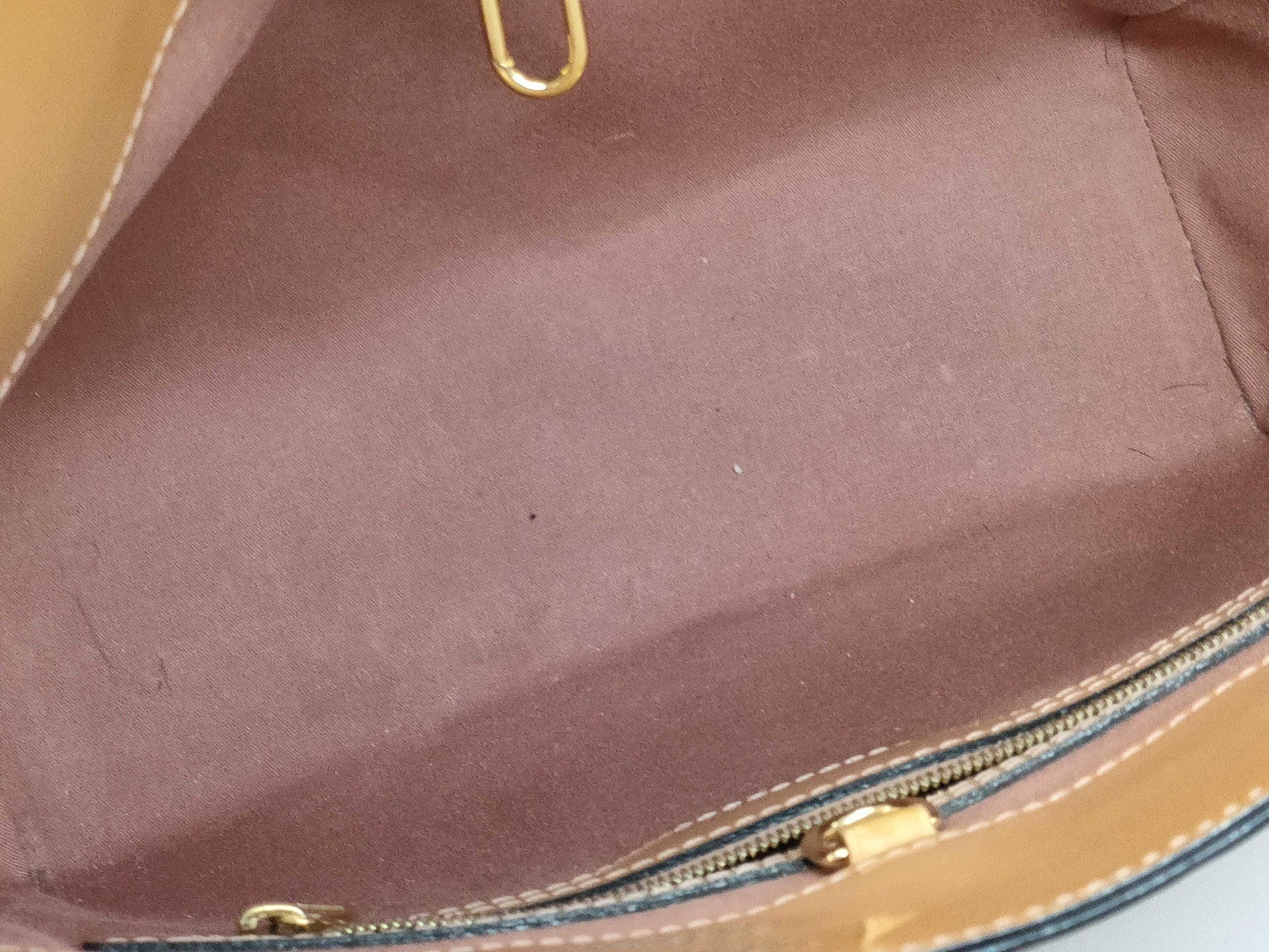 LOUIS VUITTON Vernis M90015 Vernis Catalina BB Handbag