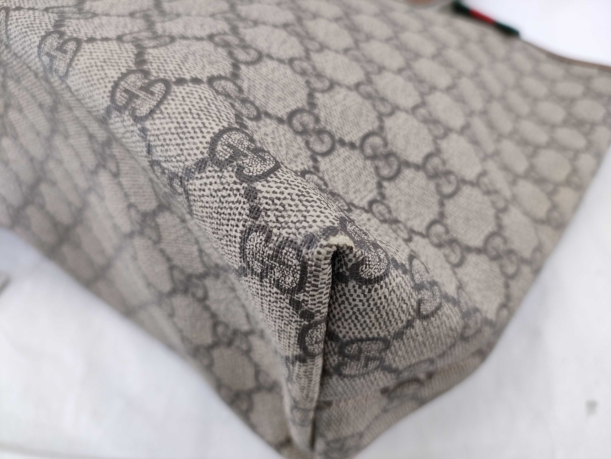 GUCCI GG Supreme 211134 Tote Bag