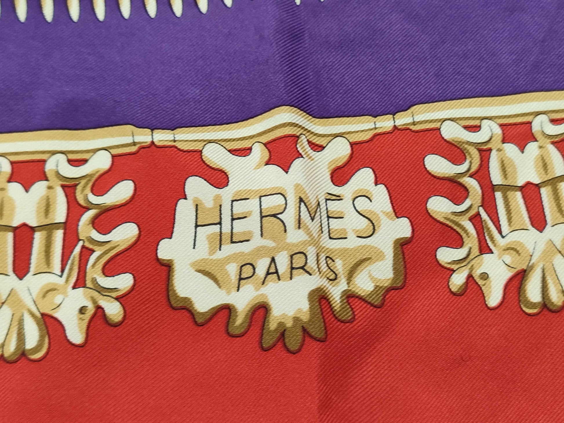 HERMES Carre Scarf