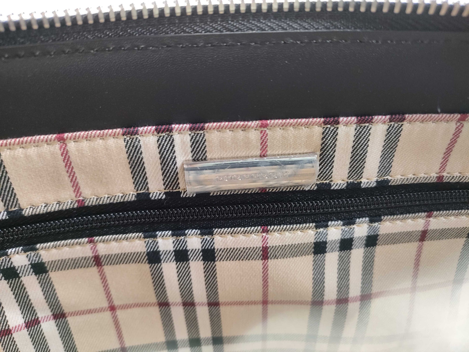 BURBERRY Leather Handbag with Nova Check Interior