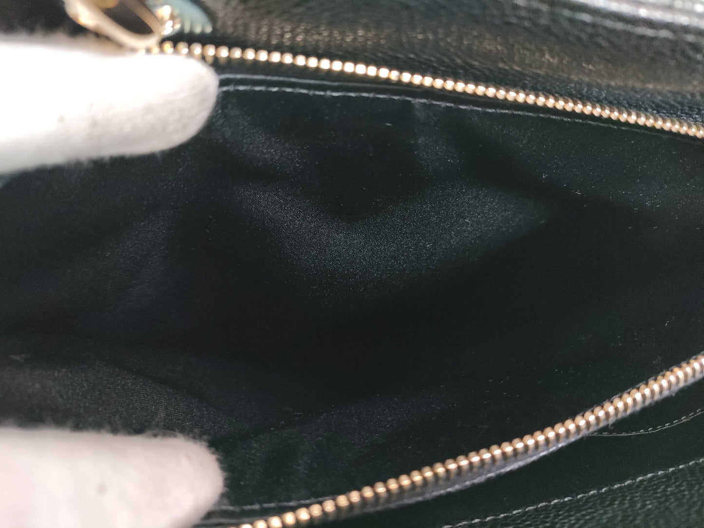 CHANEL Caviar Skin GST Chain Tote Bag