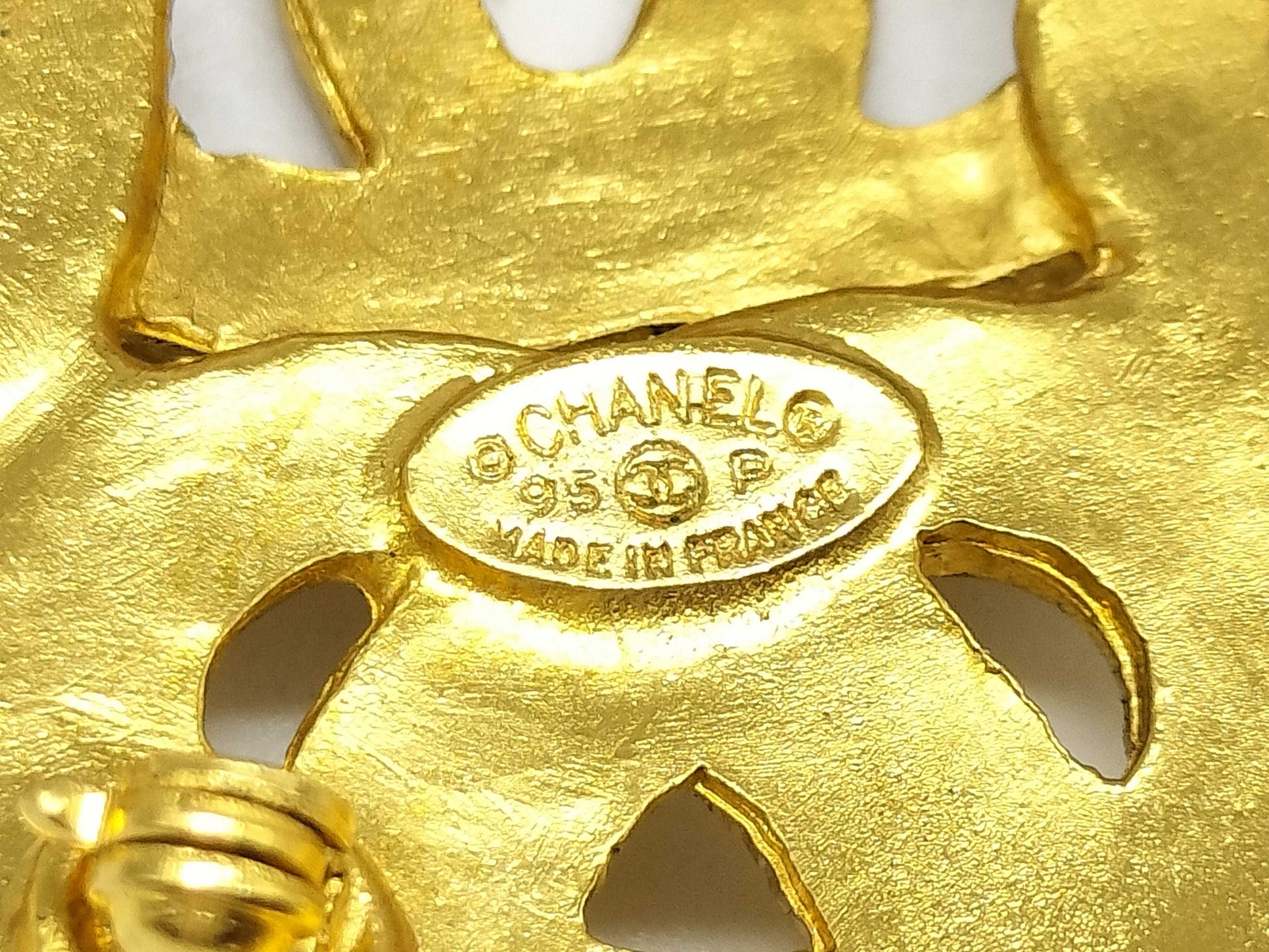 CHANEL 95P Coco Mark Brooch Gold Brooch