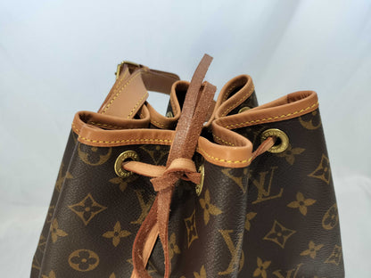 LOUIS VUITTON M42224 Monogram Noe Shoulder Bag