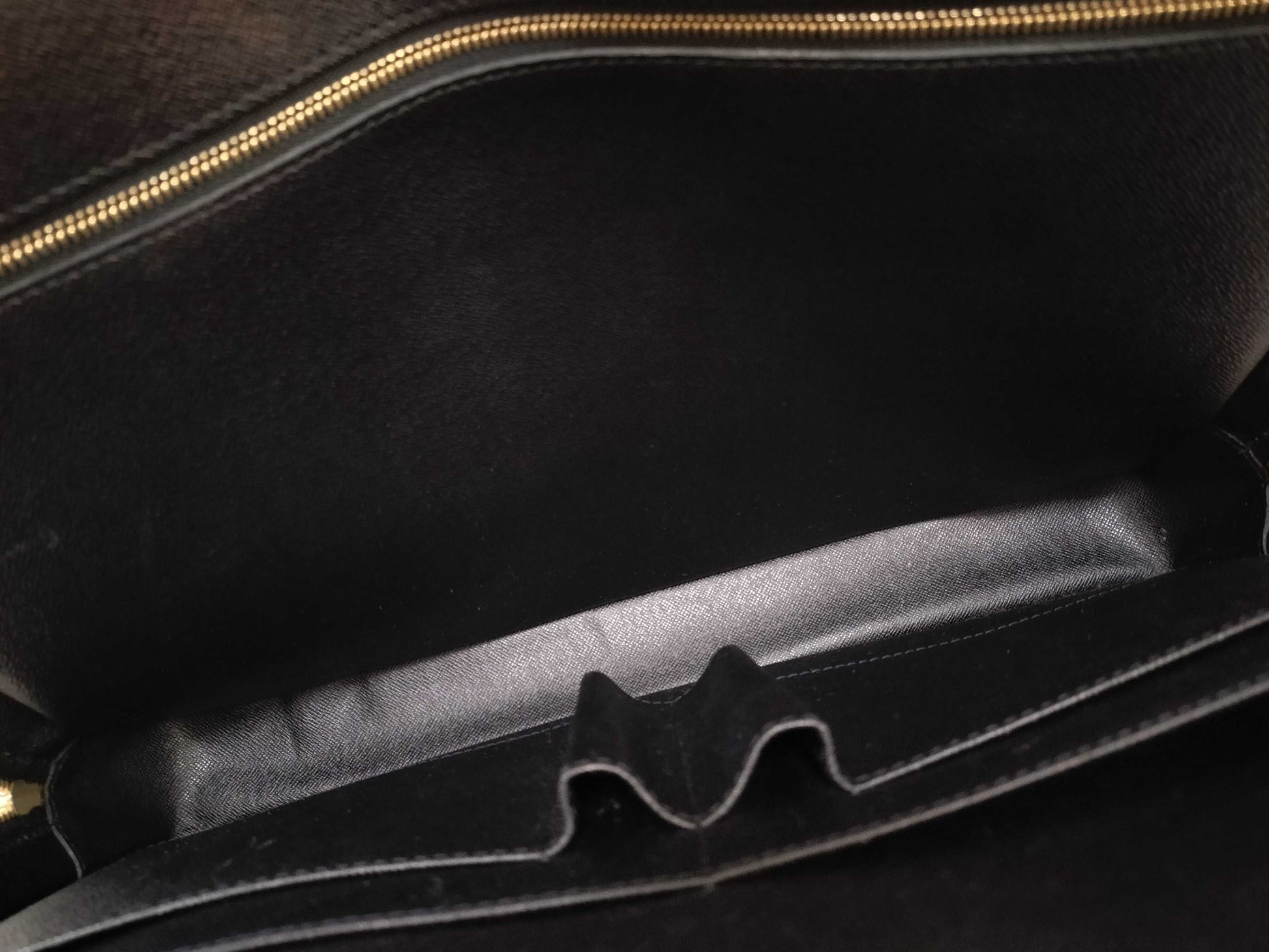 LOUIS VUITTON M59092 Epi Porte-Document Voyage Business Bag