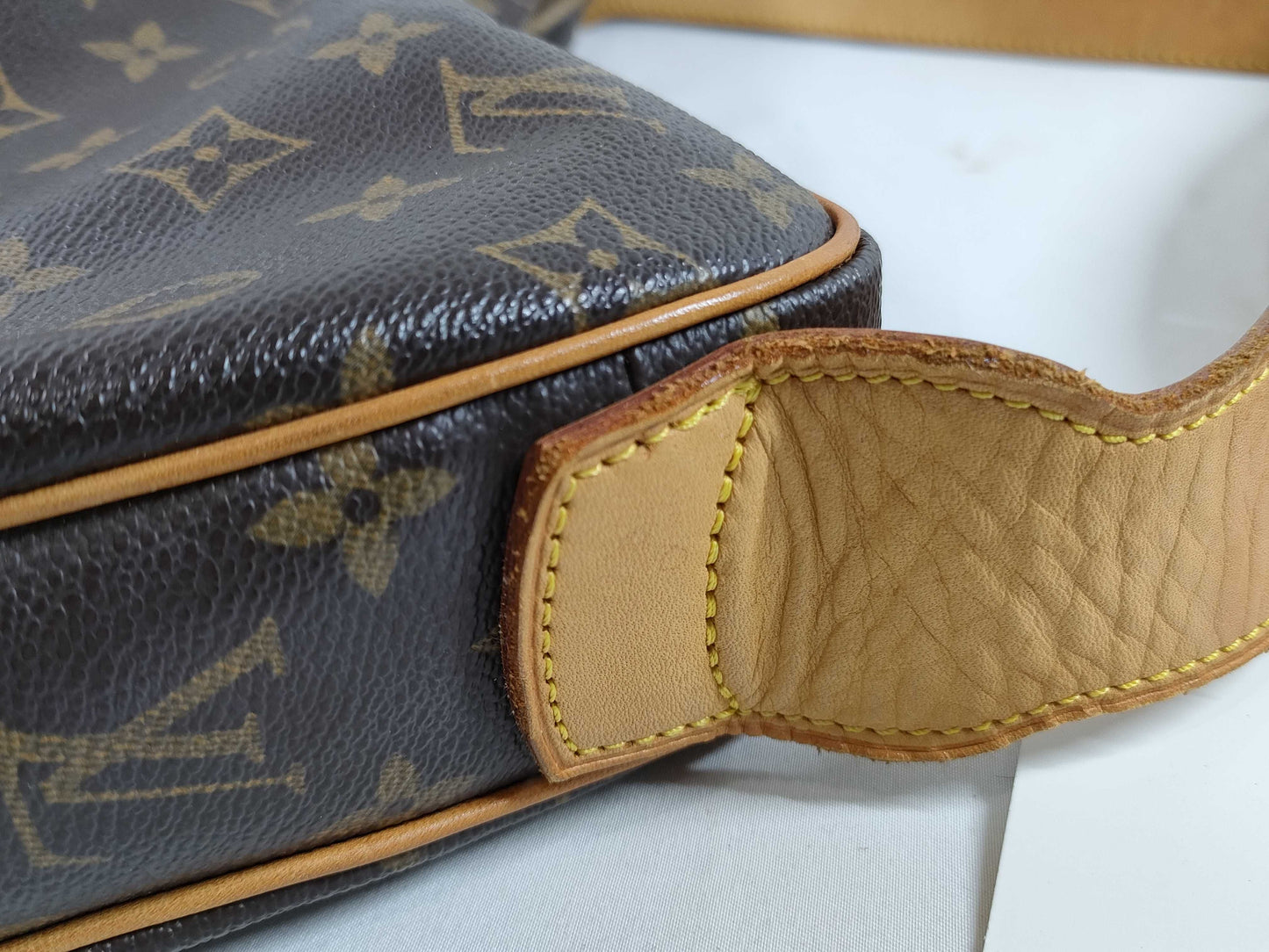 LOUIS VUITTON [Serial] CA0023 Monogram M51512 Croissant MM Handbag