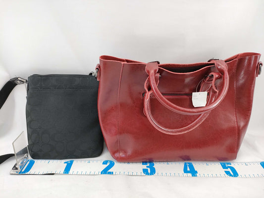 COACH Signature Shoulder Bag 