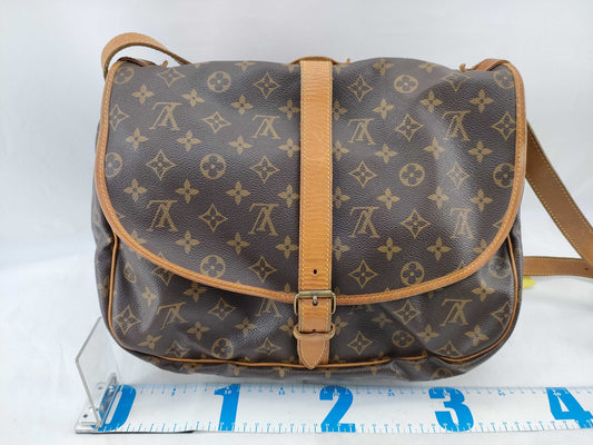 LOUIS VUITTON M42254 Monogram Saumur 35 Shoulder Bag