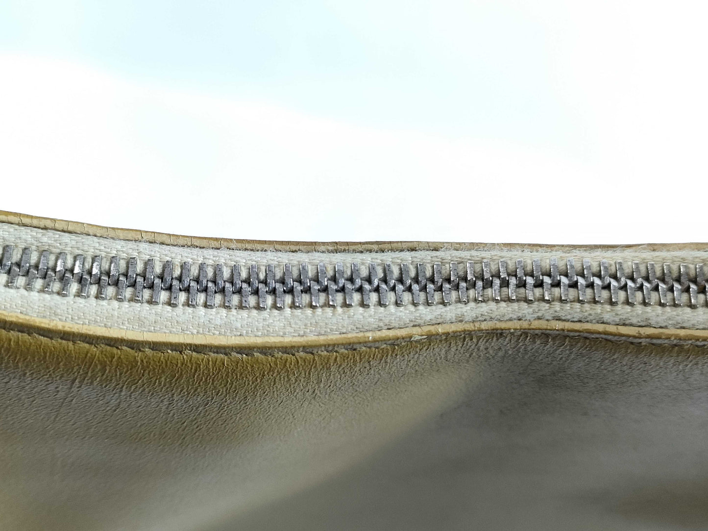 PRADA Leather One-Shoulder/Complementary Color/Mustard Shoulder Bag