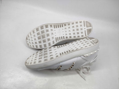 MARIO VALENTINO Valentino Garavani Studded Sneakers