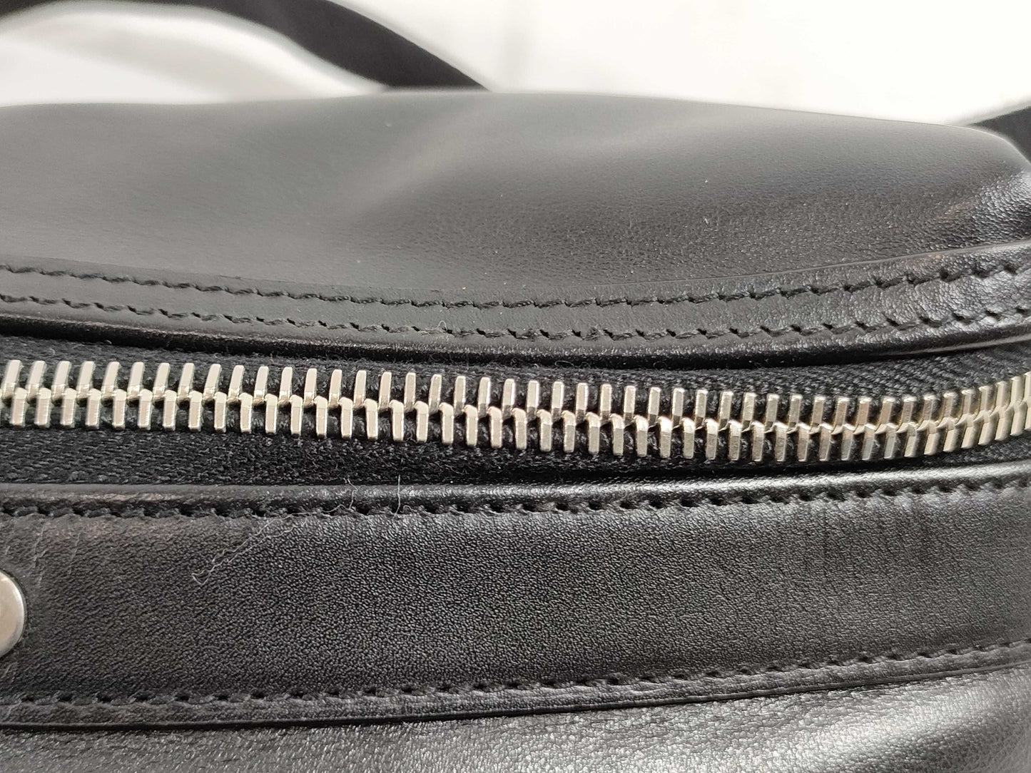 SAINT LAURENT Saint Laurent Paris Leather Body Bag Shoulder Bag