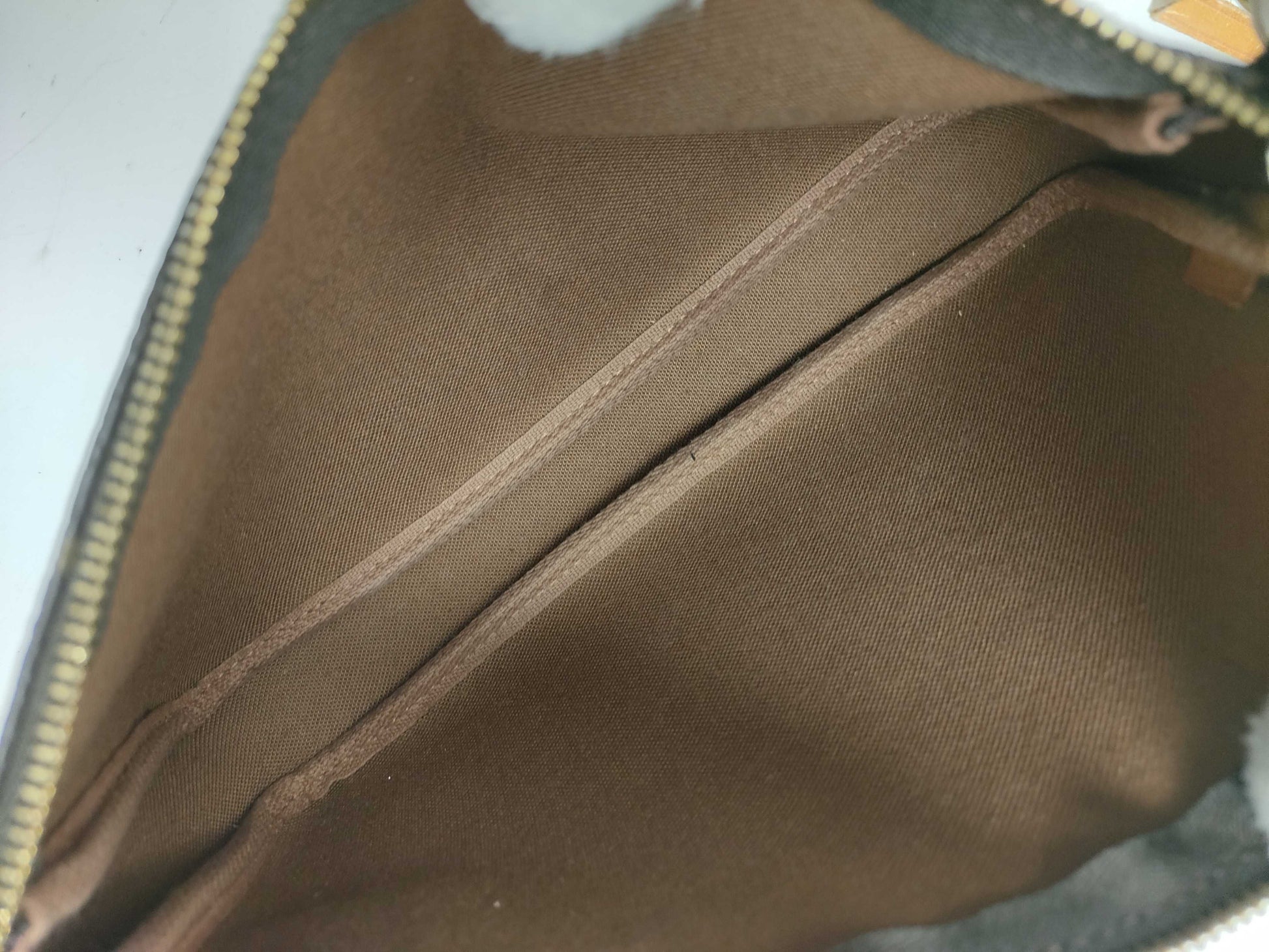 LOUIS VUITTON M519820 Accessoires Shoulder Bag
