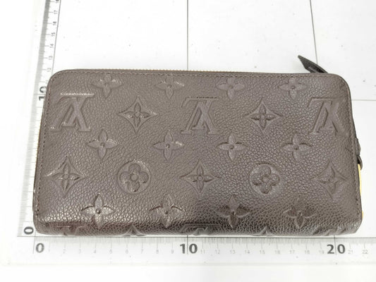 LOUIS VUITTON Monogram Empreinte Zippy Wallet