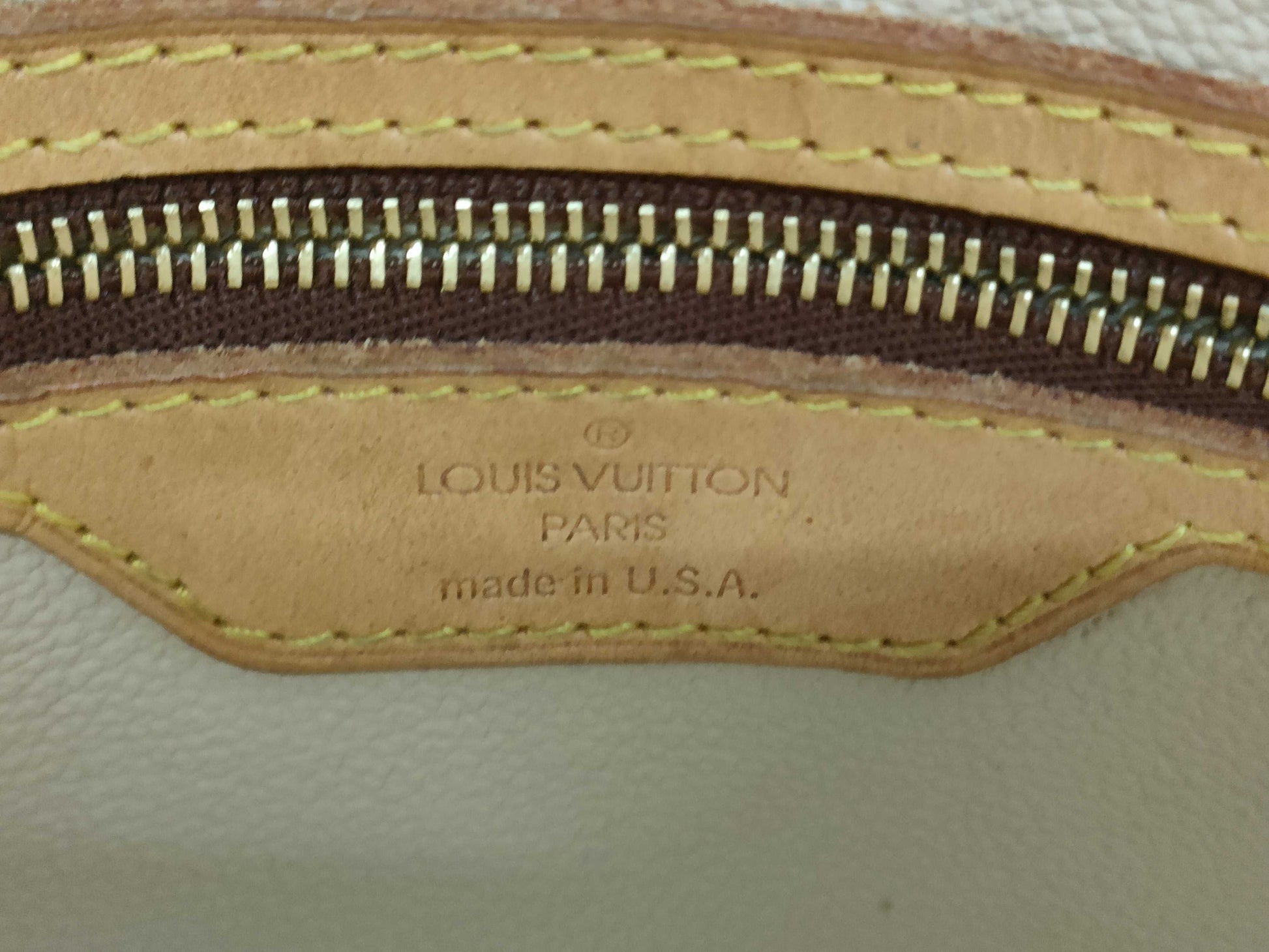 LOUIS VUITTON Monogram M42238 Bucket PM Tote Bag 