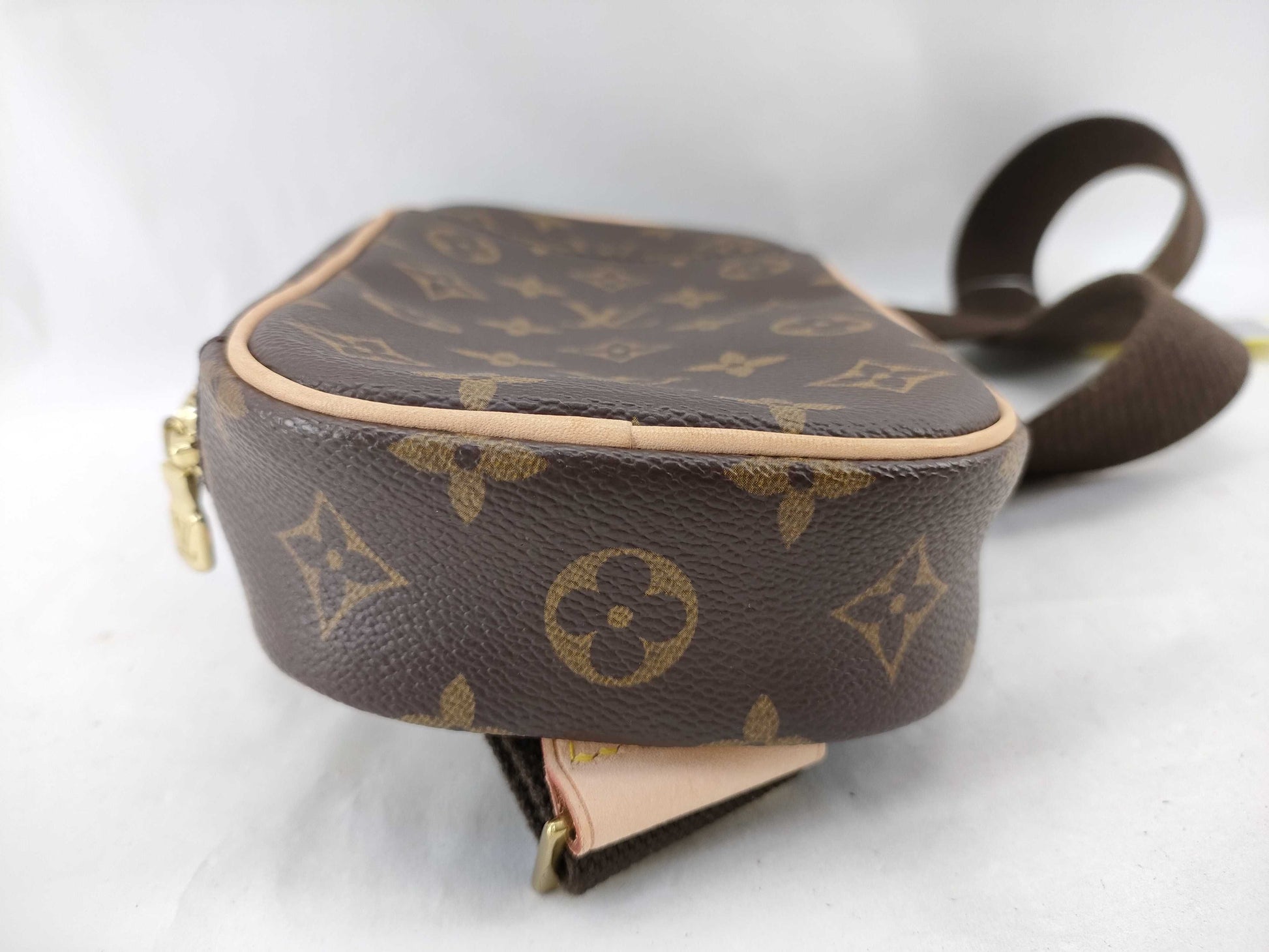 LOUIS VUITTON M51870 Monogram Pochette Ganjou Shoulder Bag