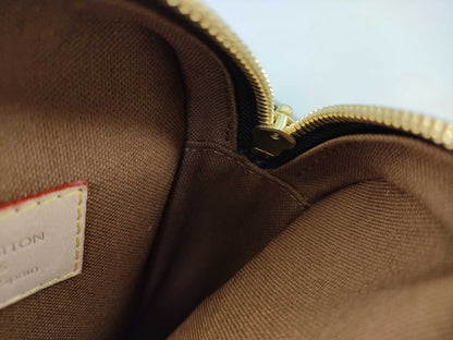 LOUIS VUITTON M51870 Monogram Pochette Ganjou Shoulder Bag