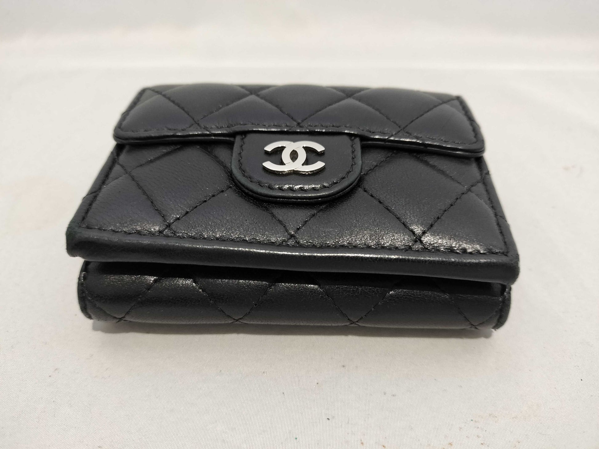 CHANEL Coco Mark Lambskin Compact Wallet