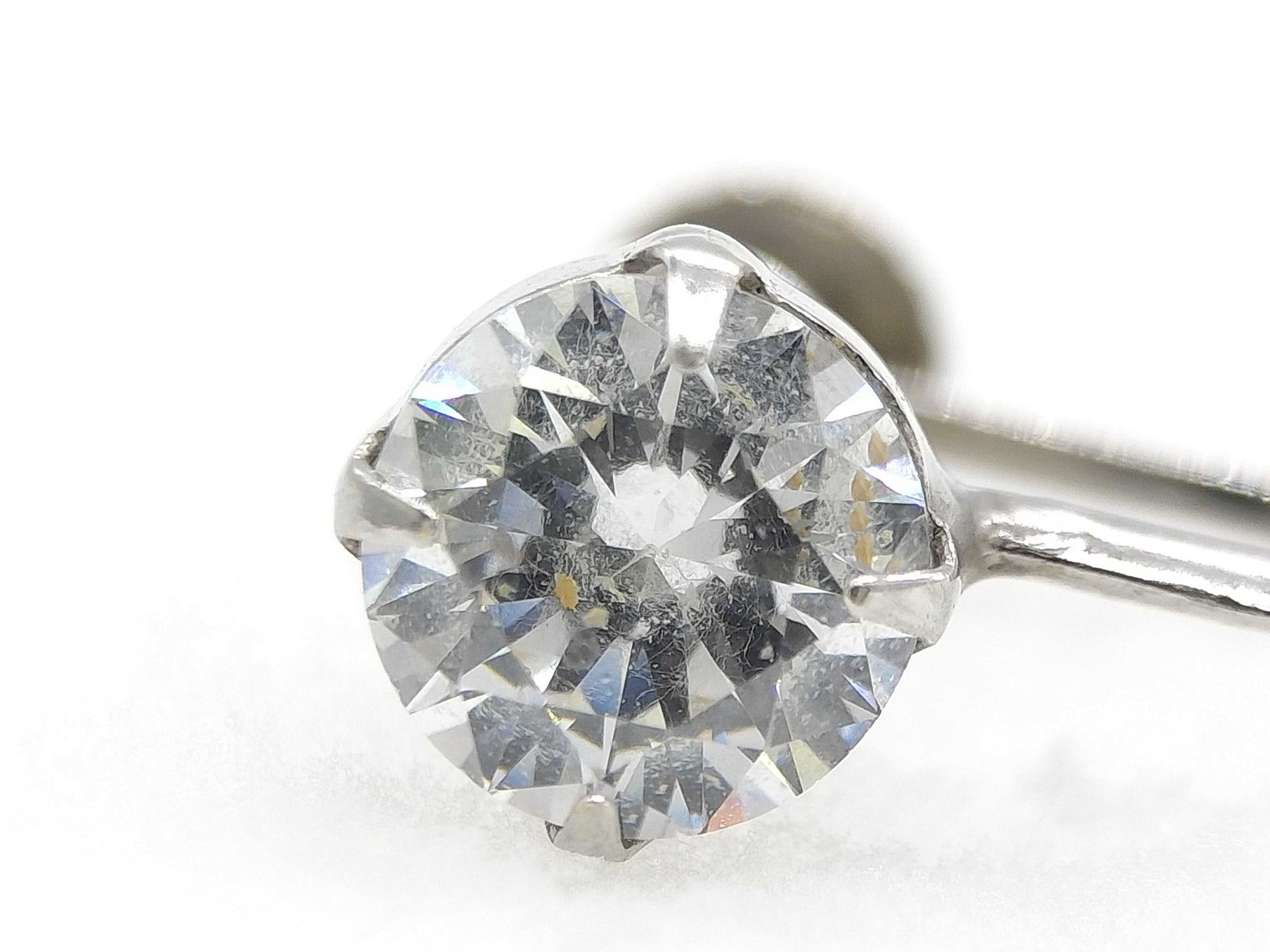 Diamond K14WG 1.3g Earrings 