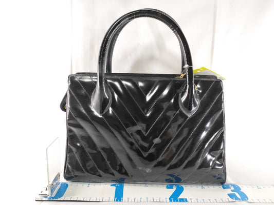 CHANEL Card Holder, No. 2, V Stitch/Chevron/Handbag/Chain Bag/Seal Removed/Guaranteed