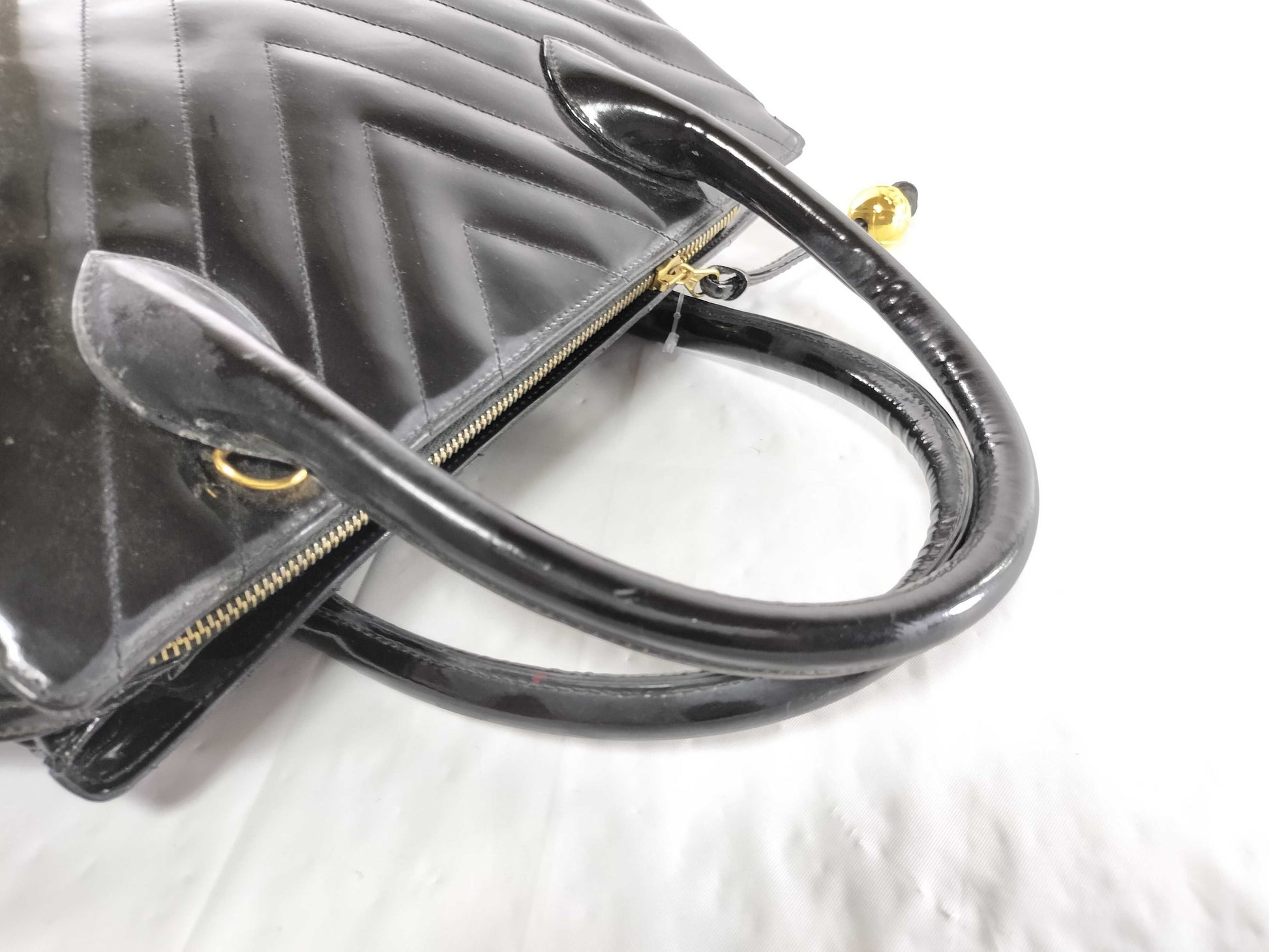 CHANEL Card Holder, No. 2, V Stitch/Chevron/Handbag/Chain Bag/Seal Removed/Guaranteed