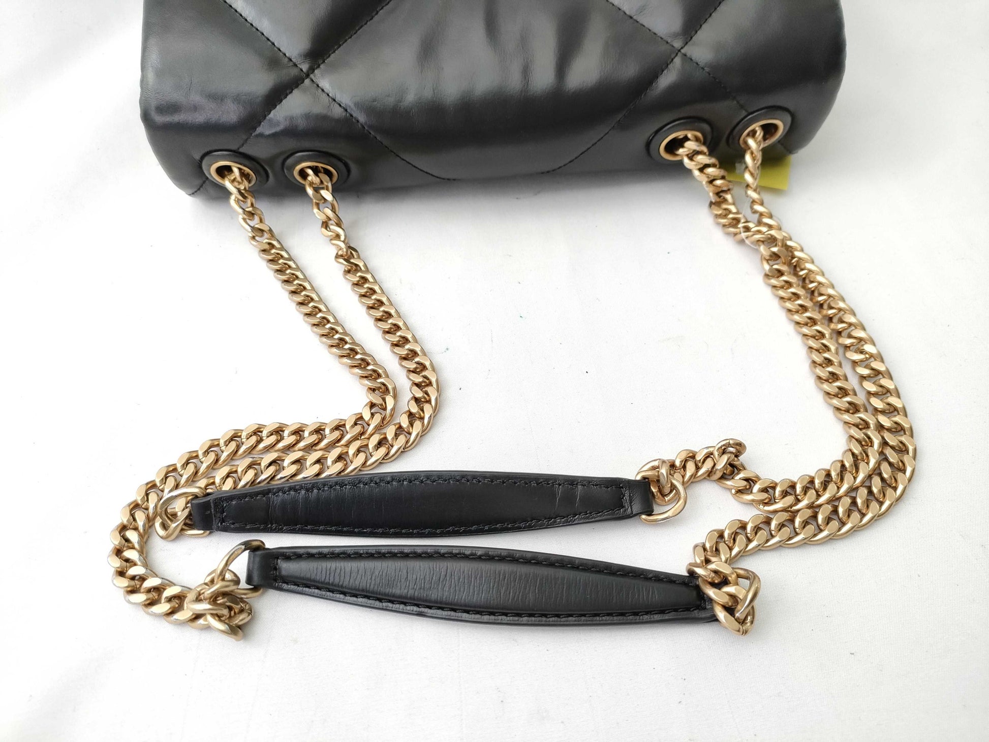 Tory Burch Kira Diamond Quilt Convertible Leather/Quilted/Chain Shoulder Bag