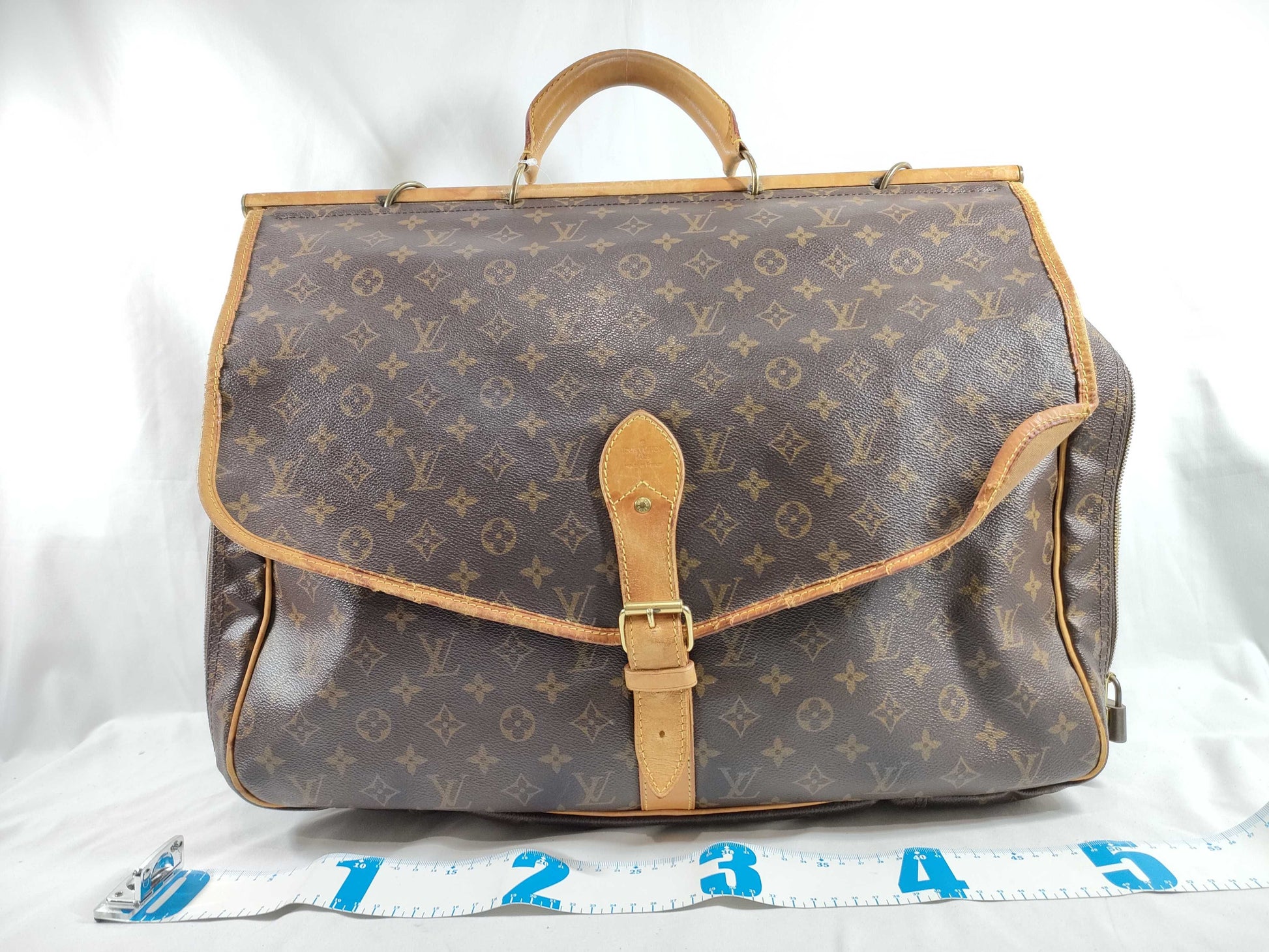 LOUIS VUITTON M41140 Monogram Sac Chas M41140 Shoulder Bag