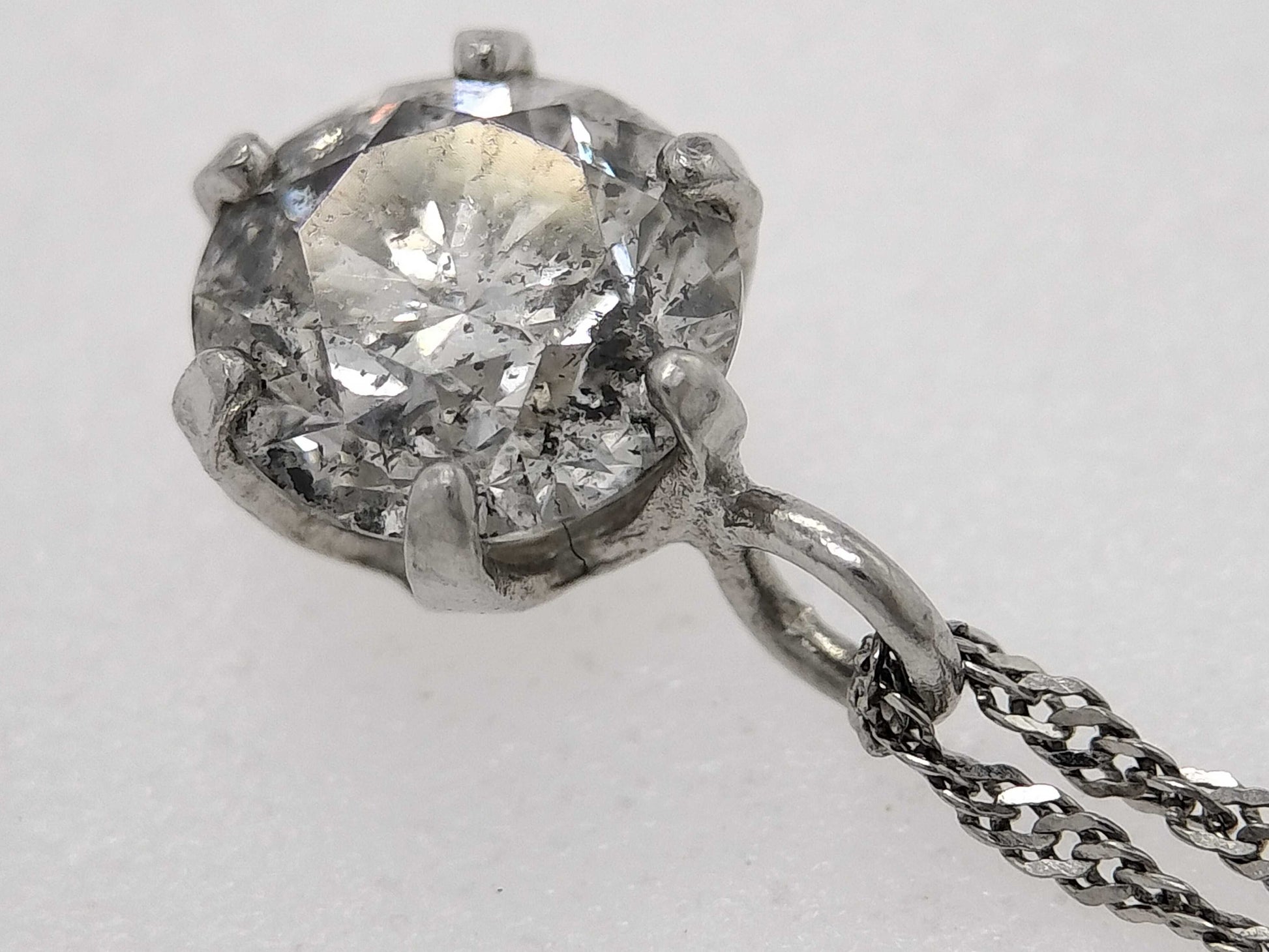 D 0.3ct Pt999/Pt850 0.9g Necklace 