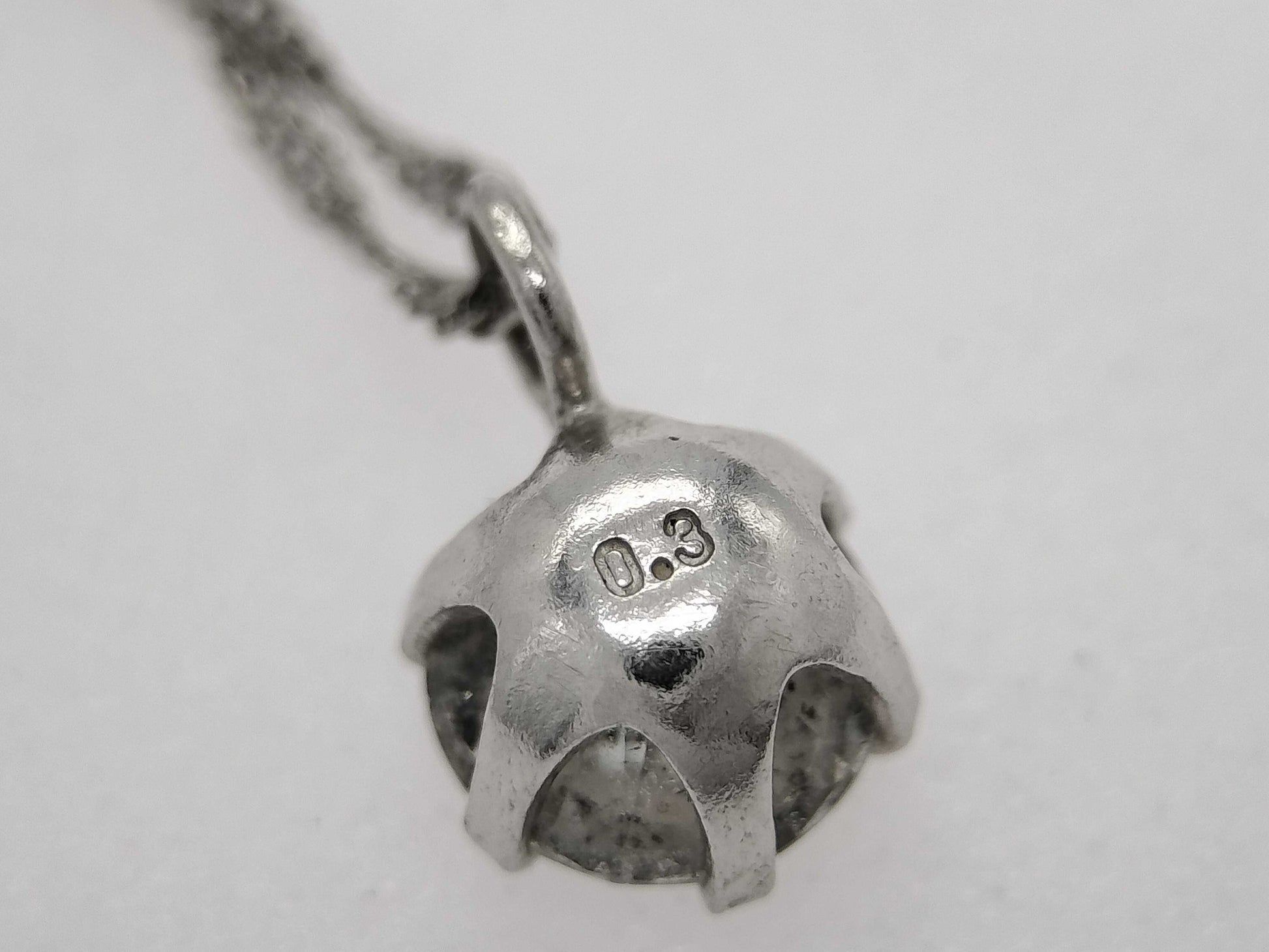 D 0.3ct Pt999/Pt850 0.9g Necklace 