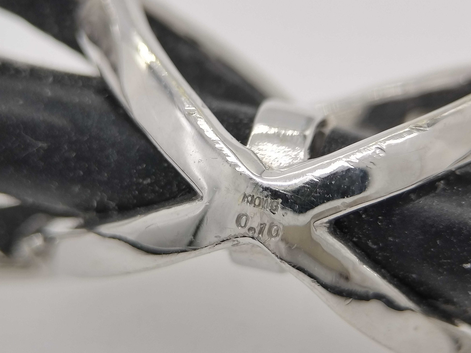 D0.10ct K10WG 6.9g Bracelet/Bangle 