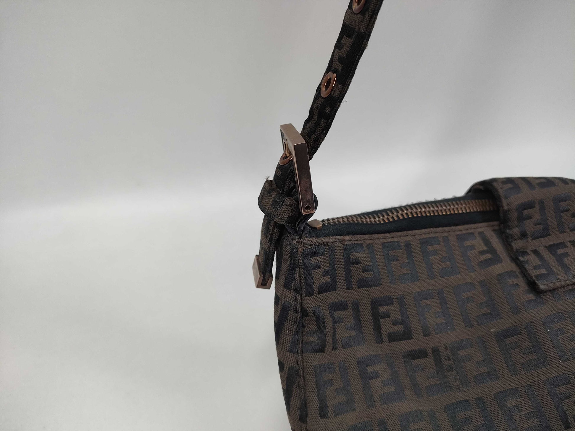 FENDI Mamma Mamma Bucket Shoulder Bag