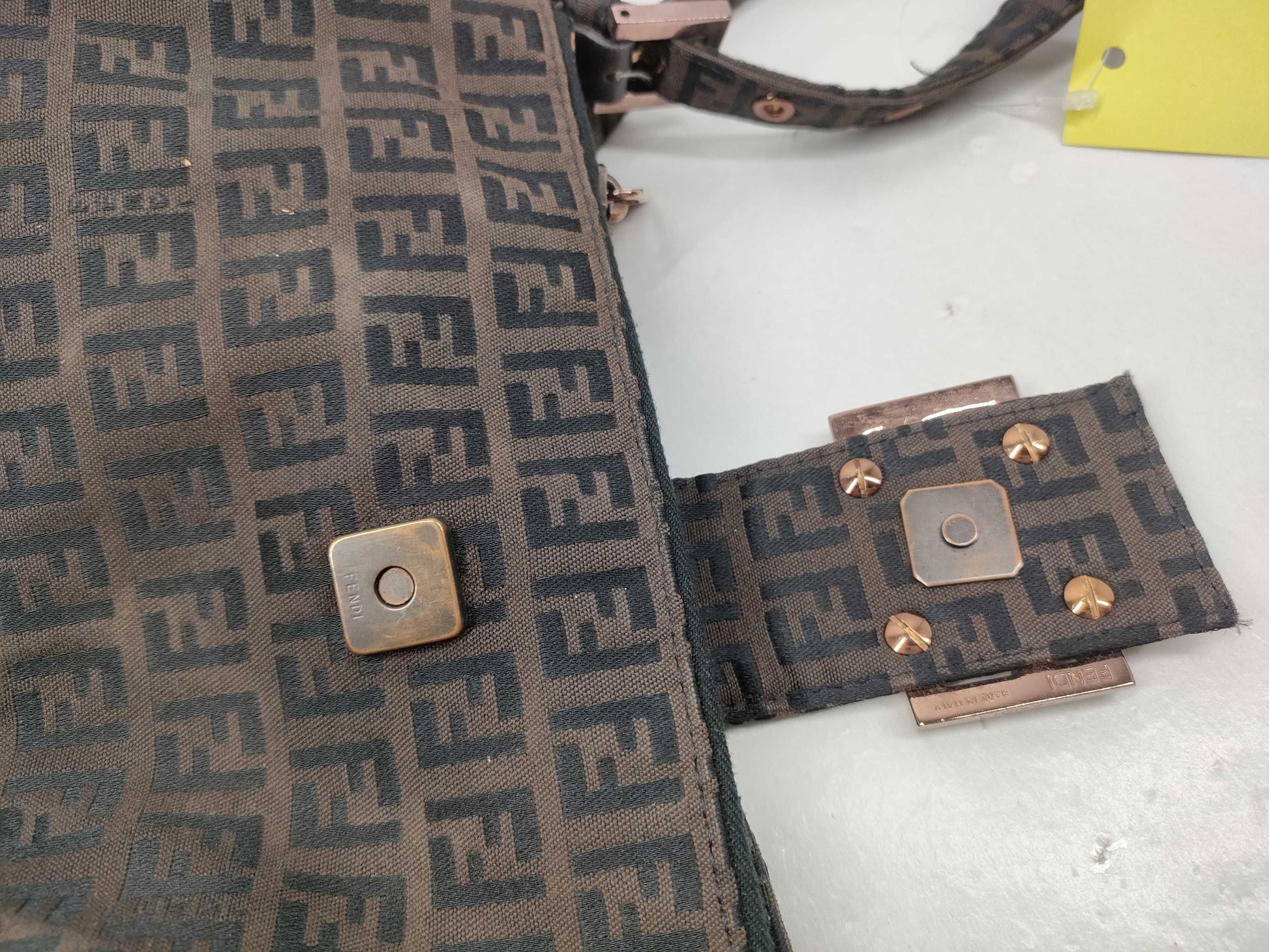 FENDI Mamma Mamma Bucket Shoulder Bag