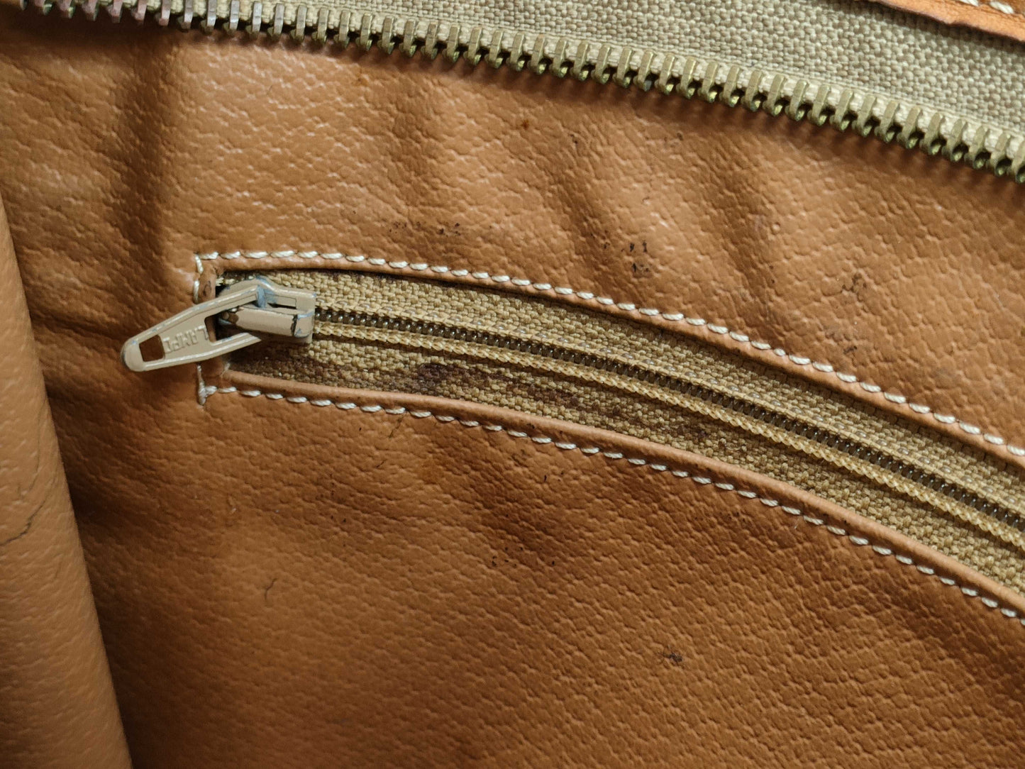 CELINE Second Second Bag