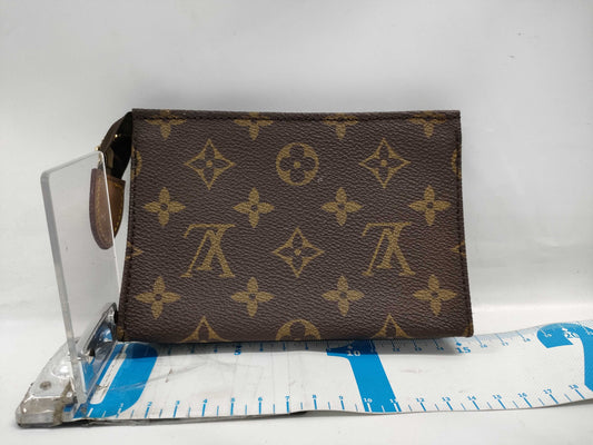 LOUIS VUITTON Monogram M47546 Monogram Pochette Toilette Pouch