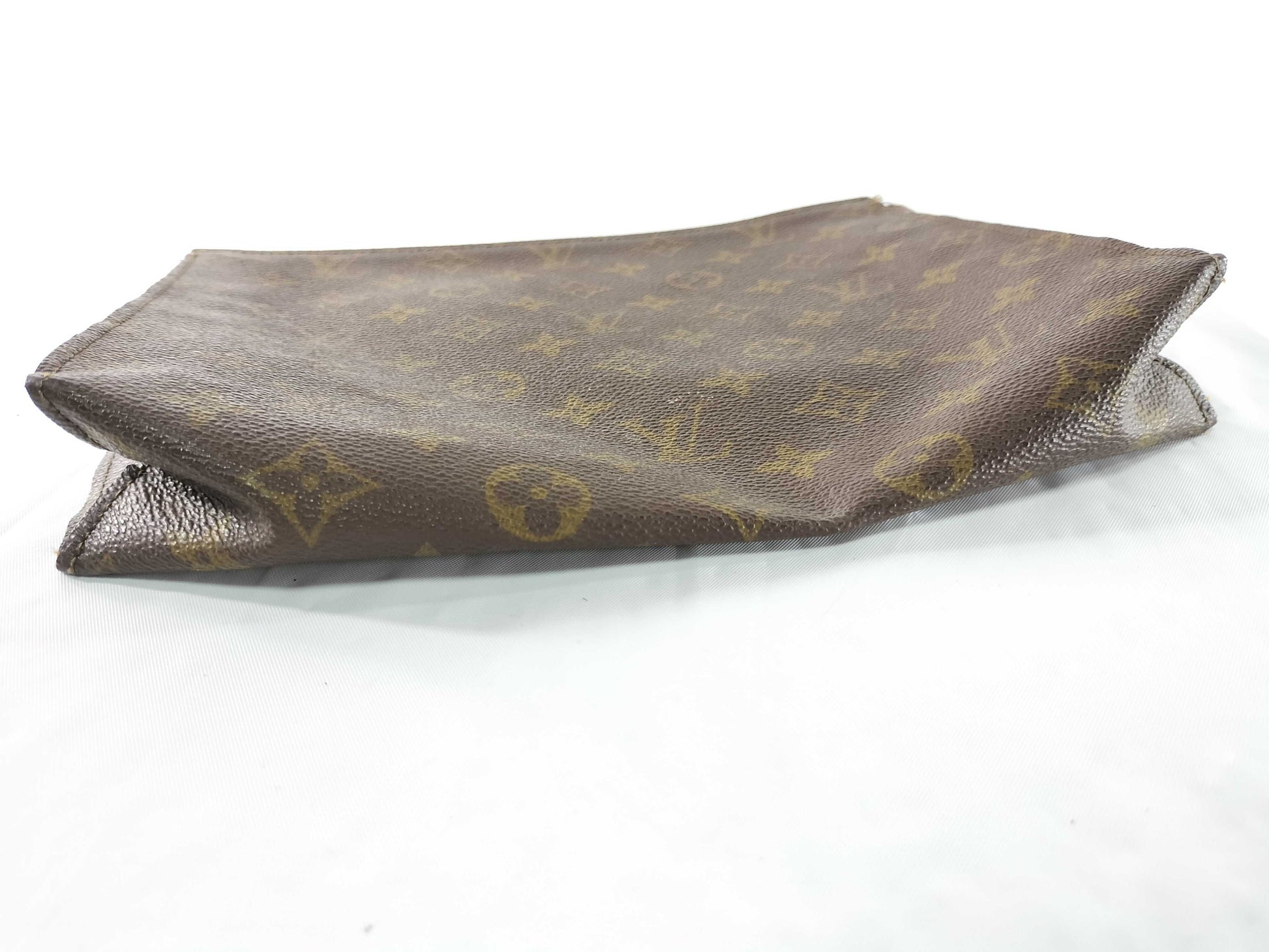 LOUIS VUITTON M47542 Monogram Poche Toilette Second Bag