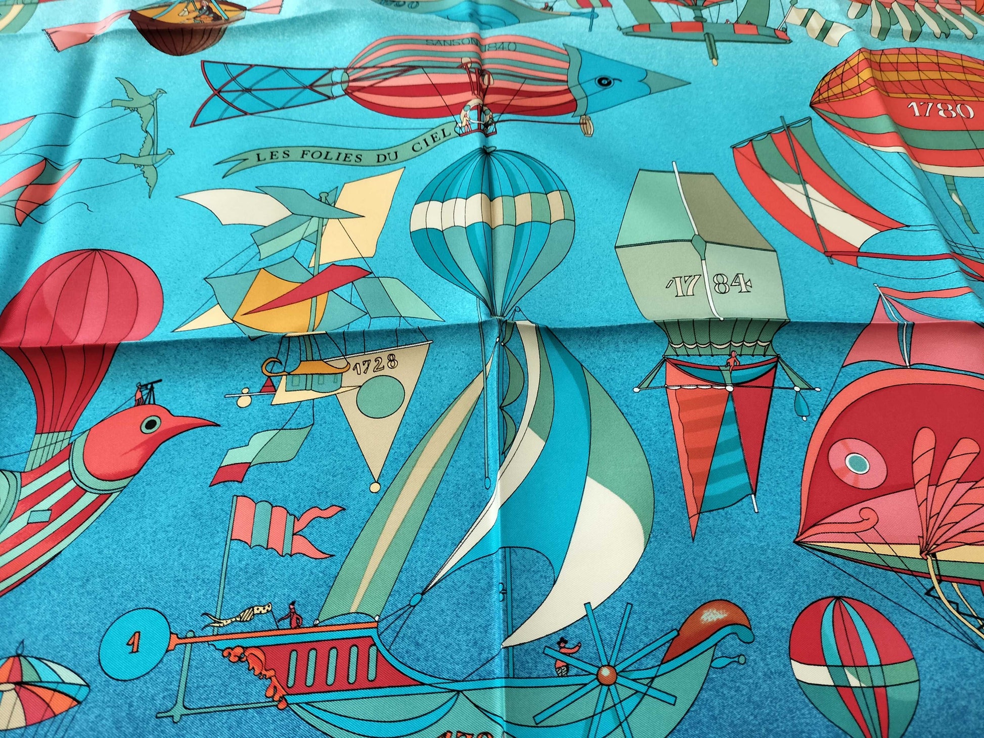 HERMES Carre Carre 90 PAZ UNIVERSAL Scarf