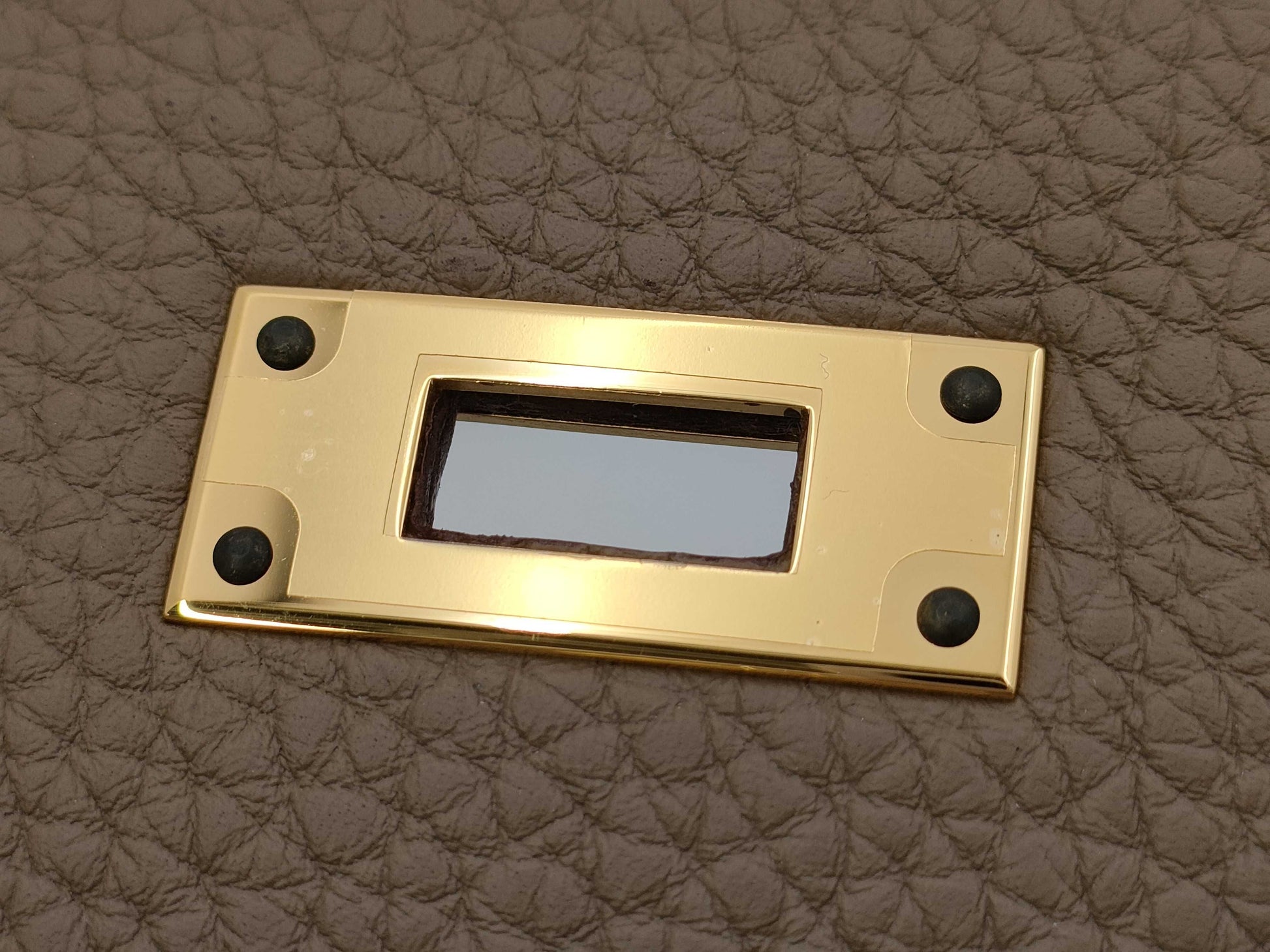 HERMES Kelly 28 Togo Etoupe Handbag with GD Hardware and Z Stamp