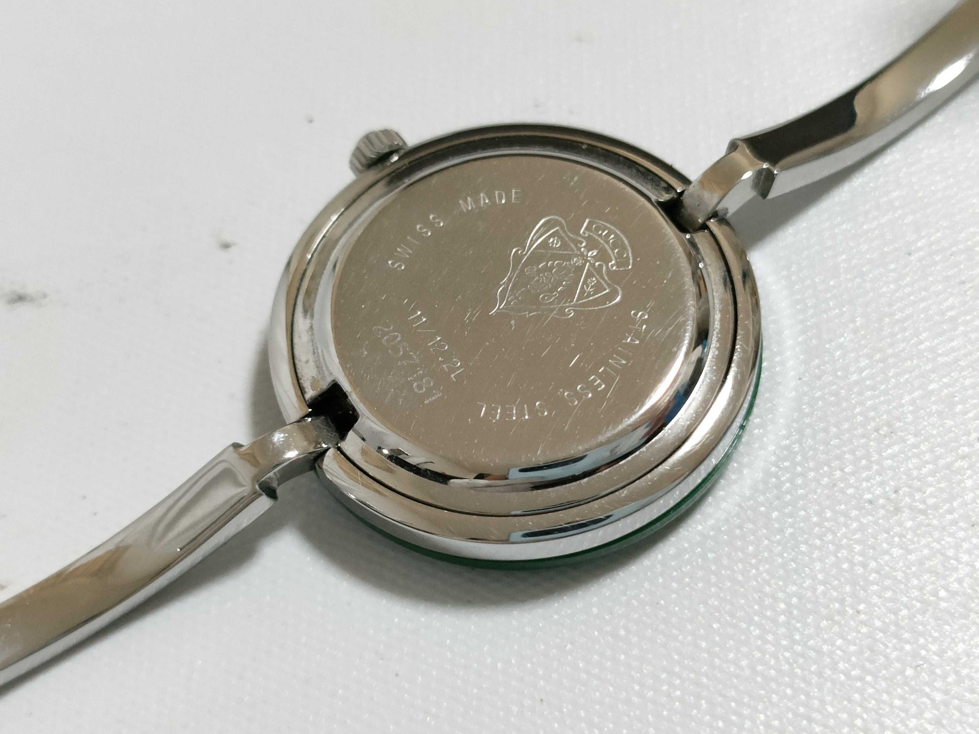 GUCCI Change Bezel Women's Watch